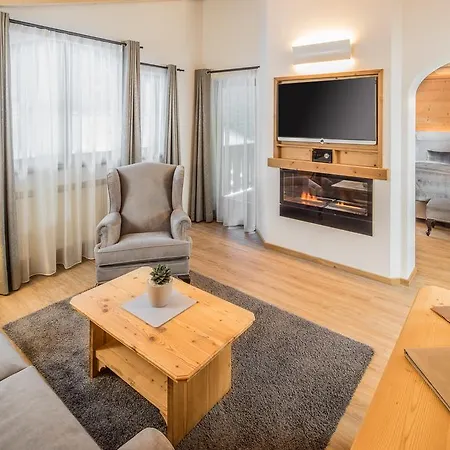 Hotel Savoy Dolomites Luxury & 4*